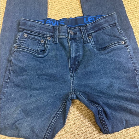 Lot of 4 Levi's Junior Size 12 Relaxed Jeans in Dark and Light Blue - Picture 6 of 13